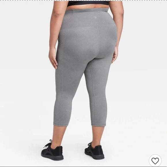 Women’s All in Motion Capri Leggings Gray 2X - Picture 6 of 8